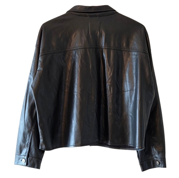 Zara Women's Faux Leather Oversize Cropped Button Down Shirt Black Size Large - Picture 6 of 12